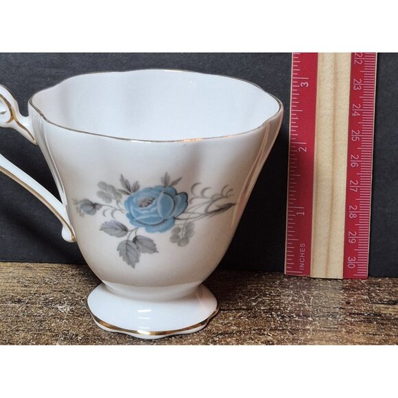 Royal Standard Fine Bone China Blue Rose Footed Teacup & Saucer Set England 2121 - Picture 5 of 8